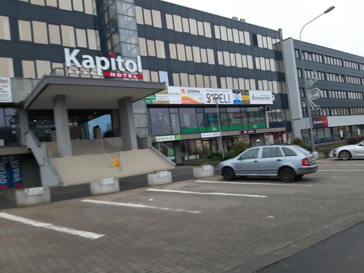 Prague Apartment In Most Near Golf Club, Aqua-Hipo-Autodrom In Most Buitenkant foto